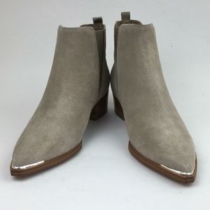 MARC FISHER LTD Yale Chelsea Boot sz 6.5